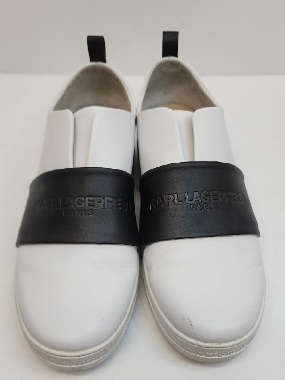 Karl Lagerfeld Slip On Sneakers White Black Logo Band Size 10